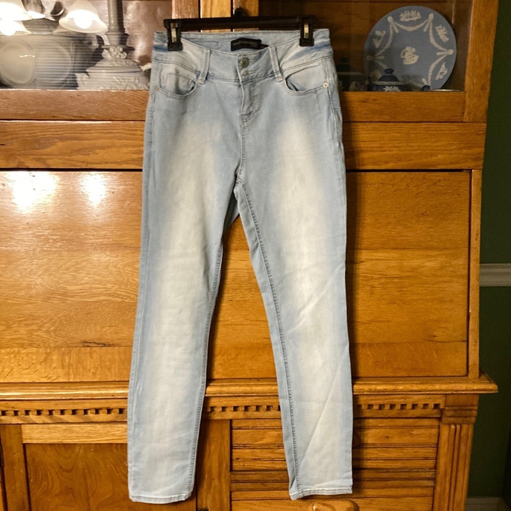 Twentyone Black by‎ Rue21 Y2K High Waisted Curvy Jegging Light Wash Size 9/10R